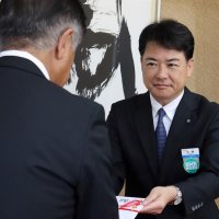 京成バス　【千葉日報福祉事業団へ寄託】
