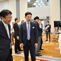 人材不足解決の最新機器ずらり　千葉測器がフェア