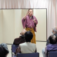 落語家・桂米助さんが老人ホーム行脚　高齢者を笑いで元気に　出身の市原からスタート　軽妙トークで盛り上がる
