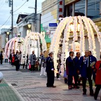 茂原彩る万灯行列　５年ぶり、中心部巡る　藻原寺