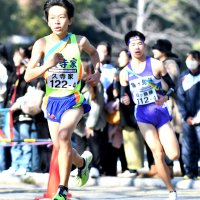 ＜関東中学駅伝＞　久寺家、思いつなぎ悲願成就