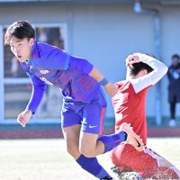 名古屋―市船橋　後半、勝ち越しゴールを決め駆け出す市船橋の郡司=４日、柏の葉公園総合競技場
