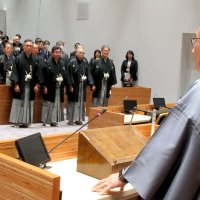 市制施行９０周年の市川市　幹部職員、市長発案で和服姿の仕事始め