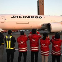【動画あり】ＪＡＬ１３年ぶりの貨物専用機　成田空港に到着　経営破綻で全機手放し