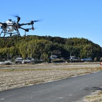 農薬散布作業時短へ　東庄でドローン実証実験