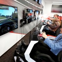 ポルシェ・エクスペリエンスセンター東京でのシミュレーター体験
