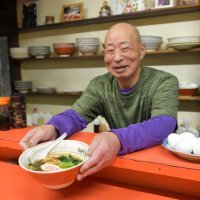 癖になる昔懐かしの味　飲み屋街「締めの一杯」に　大衆食堂「幸龍」（佐倉市）　【房総ラーメン図鑑】（１４）