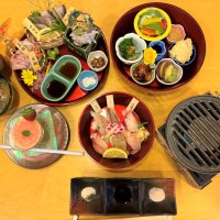 館山の魅力てんこ盛り　炙り海鮮丼２４年度版できた！　市内４店、独自色も　昨年４月には累計１３万食を達成