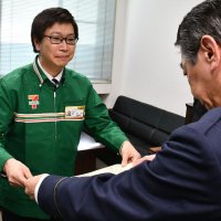 高齢者声かけ電話de詐欺被害防止　セブン副店長に感謝状　香取署