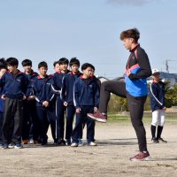 早大生が走りのコツ伝授　合宿地鴨川で陸上教室