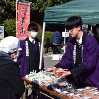 伝統の六斎市魅力アピール　高校生も活性化へ一役　茂原