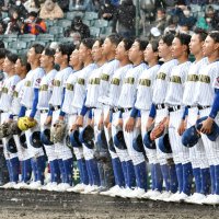 中央学院、強み凝縮７回３得点　第９６回選抜高校野球大会