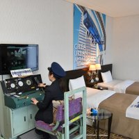 客室から出発進行！　オークラ千葉ホテル×千葉都市モノレール　世界唯一のシミュレーター導入
