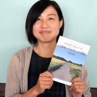 都会にないもの見つけて　いすみガイド本出版　移住者・中沢さん　魅力、経験込め