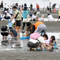 最大１０連休！ＧＷスタート　コロナ５類移行後初　小雨も行楽地にぎわう