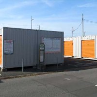 【速報】市川のトランクルームに遺体　性別不明、死後一定の時間経過か　中山競馬場近く