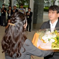 千葉市の青柳副市長退任　ウォーカブルな街推進