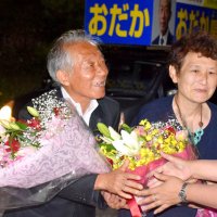 給食センターに「理解もらえた」　４選小高氏、票差に手応え　長生村長選