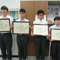 ホーム転落の女性救助　特支校生４人に感謝状　互いに協力「夢中だった」　市川市消防