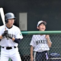 マネジャー弓削さん　明るく佐原白楊ナイン鼓舞　第１０６回全国高校野球　千葉大会　第１０日