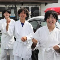 「ともえ投げやってみたい」　八千代署クラブの後輩　角田選手金メダル