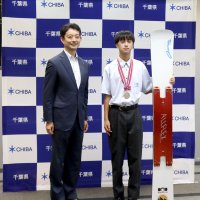 「夢は世界大会優勝」　千葉黎明高１年の奥田さん、全国Ｖ報告　スノボＵ１５