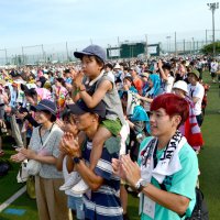 千葉に音楽フェスの夏が来た！　ロッキンツアー　地元住民が満喫　ステージ鑑賞、飲食も　大学生案内