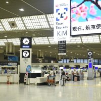 台風７号お盆直撃　成田２８７便欠航　ＪＲ運休、遅れ　高速道通行止め