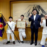悔しさバネ信頼築き勝利　千葉市の小学生３人　全日本低学年部制す　柔道