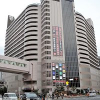 そごう千葉店の旧別館を改装し、１５日にオープンする「ヨドバシカメラ　マルチメディア千葉店」＝１４日、千葉市中央区