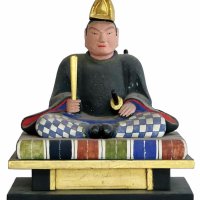 里見義堯坐像（正源寺所蔵、君津市立久留里城址資料館提供）
