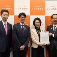 保育士の処遇改善を　大都市隣接知事ら要望