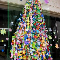 治療の励み、前向きに　願い込めた「折り紙ツリー」　思いの輪、院外にも　千葉県こども病院