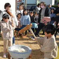 地域でぺったん！　年末恒例　いすみで交流餅つき