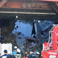 【速報】工事現場で作業員生き埋めか　千葉市の旧市文化交流プラザ