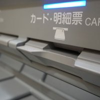 大手銀で相次ぐ貸金庫窃盗　千葉県内金融機関対応は　予備鍵を本部一括保管　不正防止シールを導入