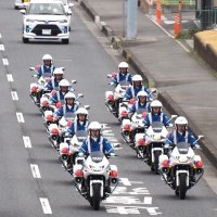 白バイ隊巡回　事故多発対策　君津署