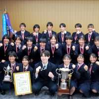 全国Ｖ喜び胸に飛躍誓う　市役所で快挙報告　千葉経大付属高ソフトボール・自転車競技