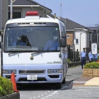 千葉市若葉区路上殺害事件　背に複数の刺し傷外傷性ショック死因　肺貫通で心臓にも　容疑の少年「継続補導」措置中　特定の人狙っていない供述