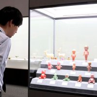 レトロな日用品ずらり　戦後占領下、輸出１２５点を紹介　東金・城国大の水田美術館
