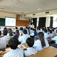 成田空港の仕事知って　多古高校で進路講話会　ＮＡＡ社員が魅力説明