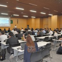 ＺＯＺＯマリン再整備、事業者説明会に３８社　商業、エンタメ…意向募る　千葉市