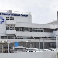 【詳報・追記あり】「外来で刃物持った人」通報直後に医師刺されたか　殺人未遂容疑、７５歳逮捕　「狙った」恨みあった趣旨の話も　千葉市若葉区の病院診察室内で