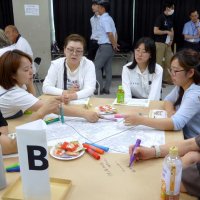 八幡地区の未来活発議論　計画反映へ座談会　住民ら交通網整備など提案　市原市
