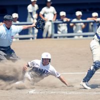 成田　一歩も譲らず、２度追いつく　第１０７回全国高校野球　千葉大会　第１２日