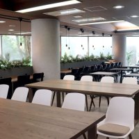 城西国際大の学生ホールがリニューアル　ローソン開店、「学生の声」反映しセルフレジ導入も