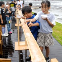 流しそうめん満喫　交流楽しみ笑顔に　いすみ