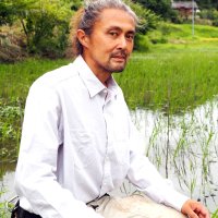 里山再生と音楽活動と　木更津に移住し理想の田んぼ追求・稲田明さん（４５）　【ひと模様】