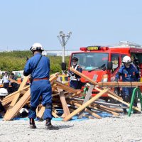 救助、災害対応力向上図る　７０機関、７００人集結　千葉市商業施設　初のメイン会場に　九都県市合同防災訓練