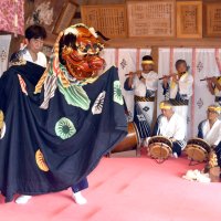 秋季例大祭で保存会によって奉納される弥正神楽囃子